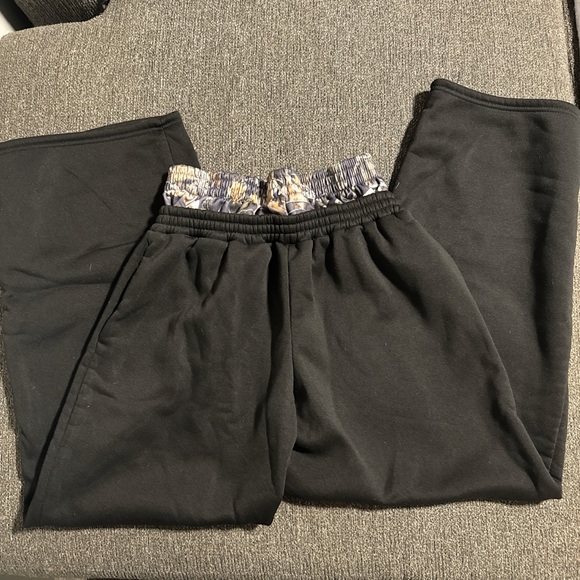 SHEIN Black Sweatpants with Patterned Waistband - Picture 1 of 3
